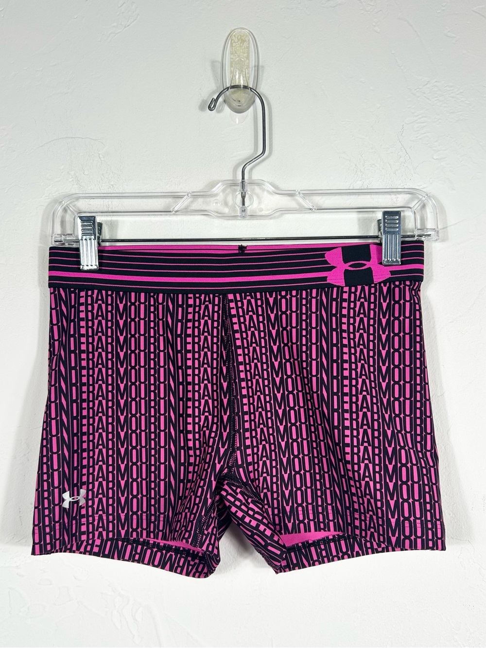 Under Armour HeatGear Wordmark Print Compression Shorts Pink Black Women's Sz S